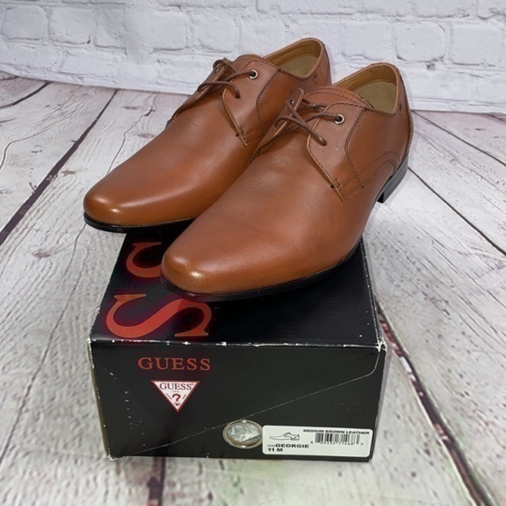 New in box Guess light brown leather shoes 11
